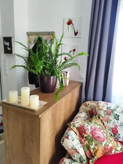 Renovated Apartment With Garden And Parking Space Peraía Grecia