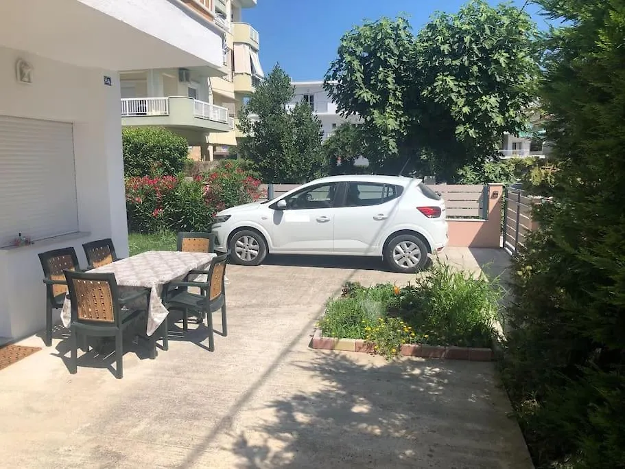 Renovated Apartment With Garden And Parking Space Peraía